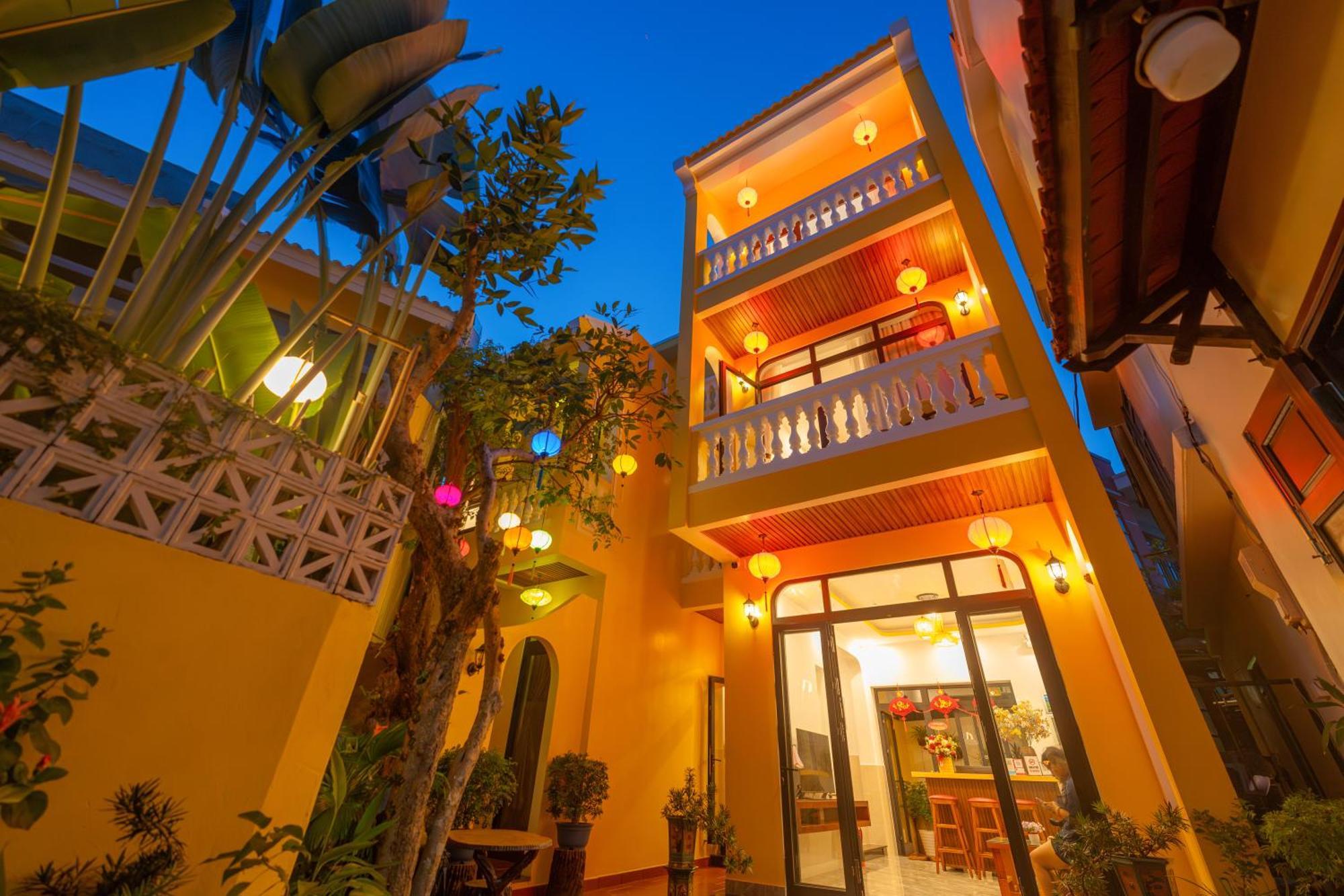 Quyen'S House Homestay Хоян Екстер'єр фото