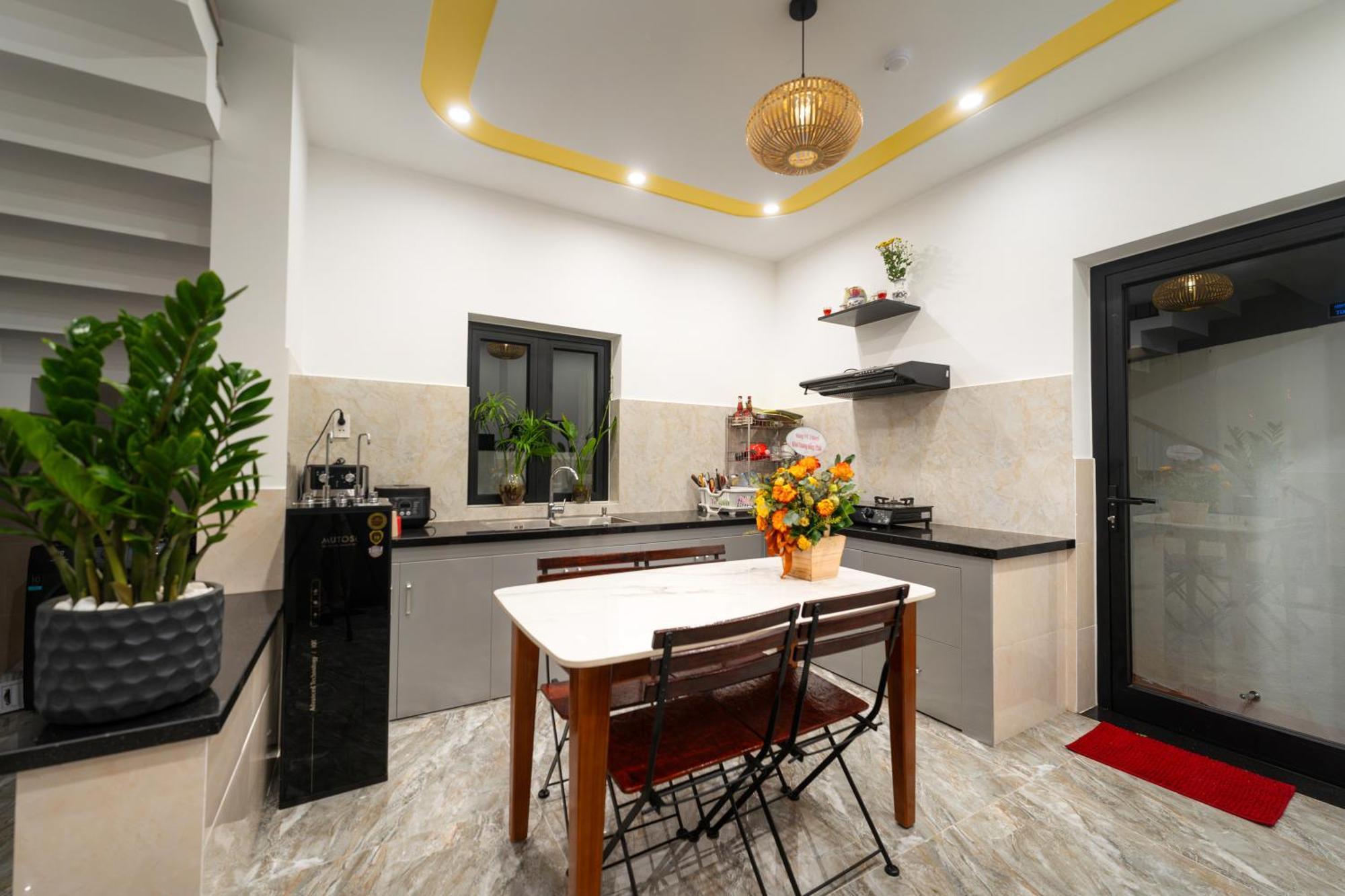 Quyen'S House Homestay Хоян Екстер'єр фото